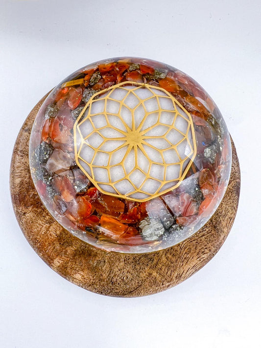 Orgonite Pebble - Flower of Life, Carnelian, Tiger's Eye, Pyrite.