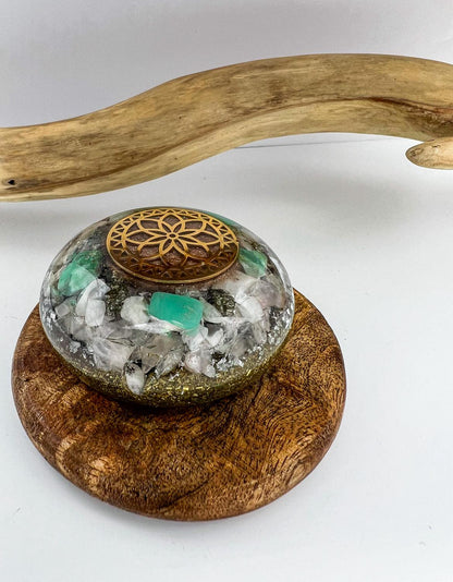 Orgonite Pebble - Flower of Life, Chrysoprase, Moonstone and Pyrite.