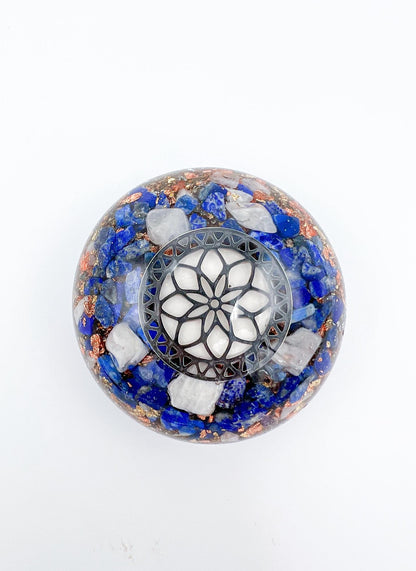 Orgonite Galet - Lapis Lazuli et Pierre de Lune.