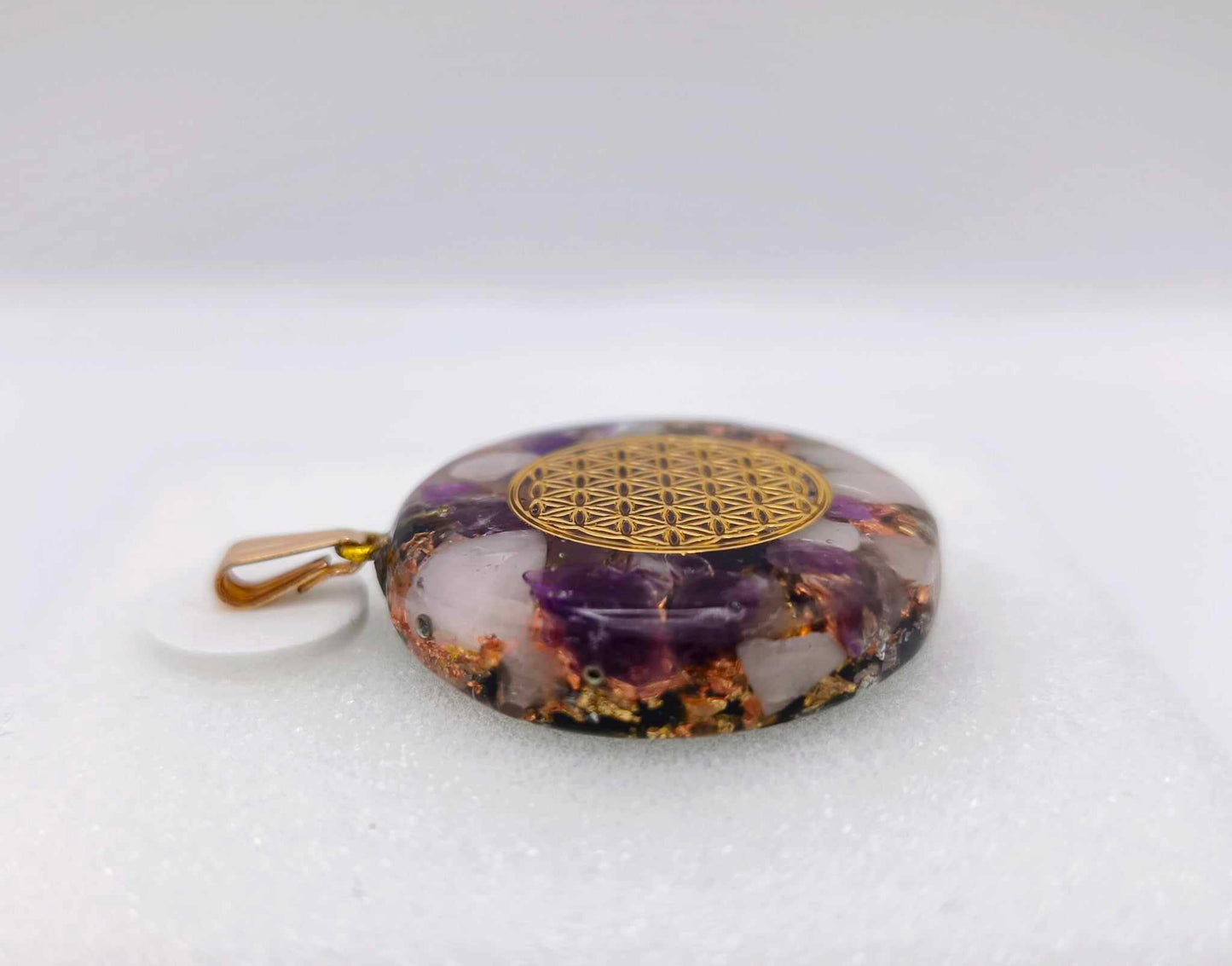 ORGONITE PENDENTIF - PIERRE DE LUNE.