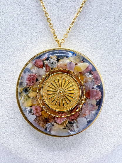 Pendentif Orgonite – Rhodonite, Tourmaline Multicolore, Cristal de Roche