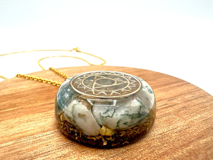 Pendentif Orgonite Agate Mousse.