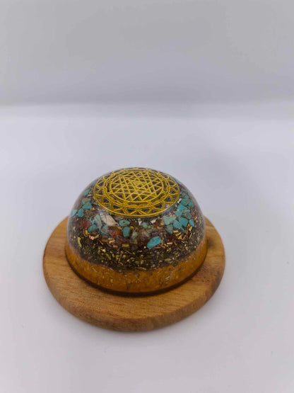 ORGONITE DÔME - TURQUOISE, CORNALINE.