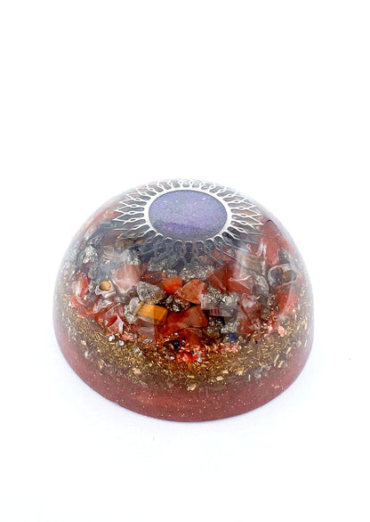 Orgonite Dôme : Expansion Céleste, Cornaline, Pyrite et Œil de tigre.