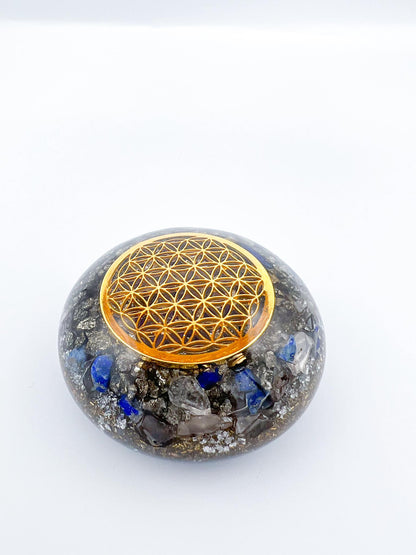 Orgonite Galet - Pyrite et Lapis Lazuli